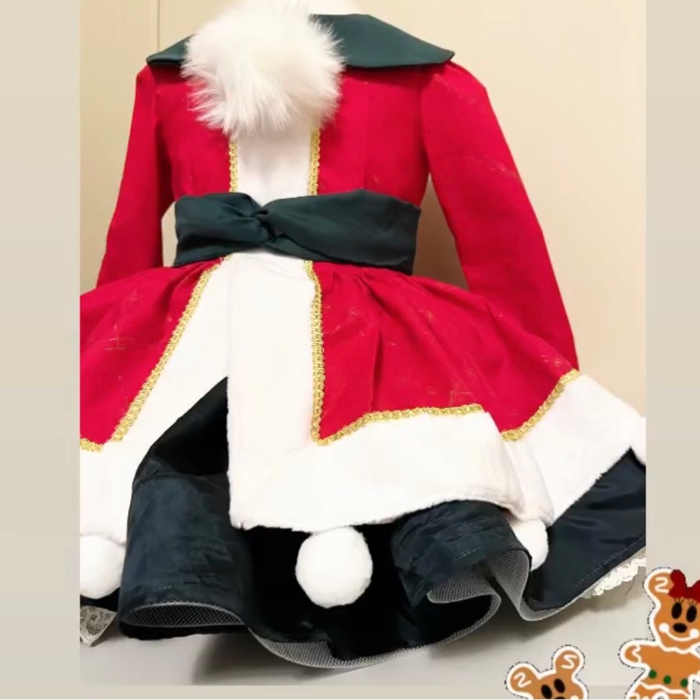 Small shop Chirisrmas Minnie Mouse replica